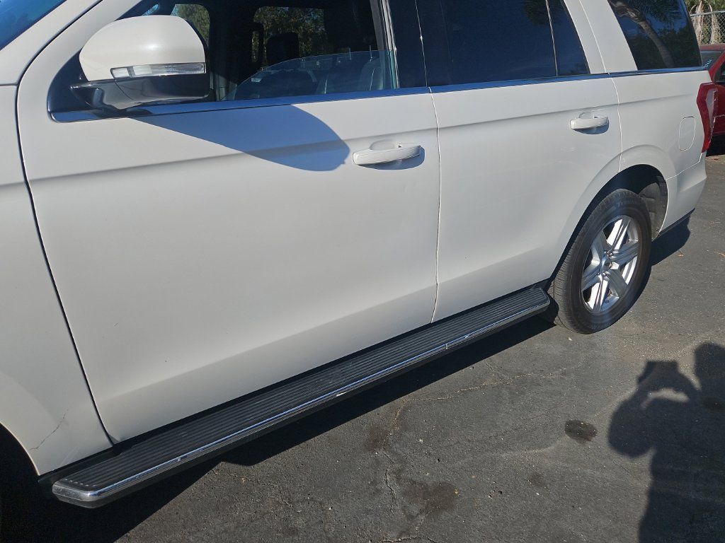 Used 2019 Ford Expedition XLT w/ Equipment Group 202A RWD image 5