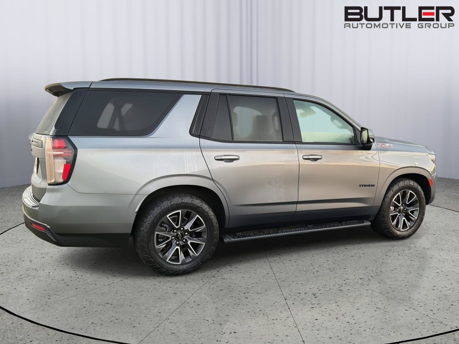 Used 2021 Chevrolet Tahoe Z71 w/ Z71 Off-Road Package AWD/4WD image 7