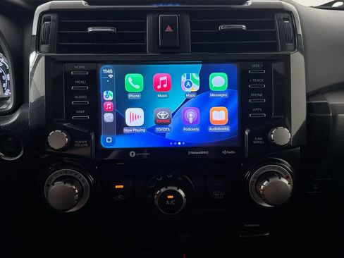 Used 2020 Toyota 4Runner TRD Off-Road Premium w/ Moonroof Package AWD/4WD image 18