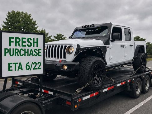 Used 2021 Jeep Gladiator Rubicon AWD/4WD image 1