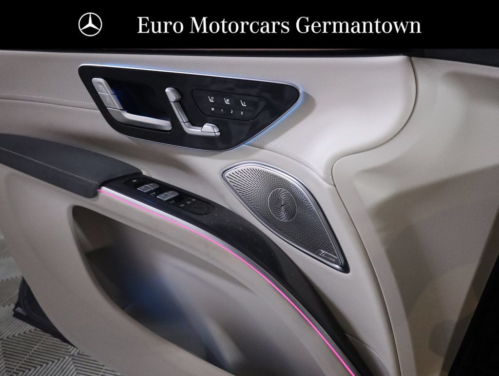 Used 2023 Mercedes-Benz EQS 450+ 4MATIC SUV image 17