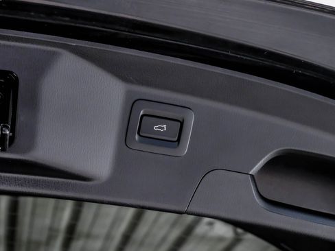 Used 2018 MAZDA CX-9 Touring w/ Touring Premium Package image 54