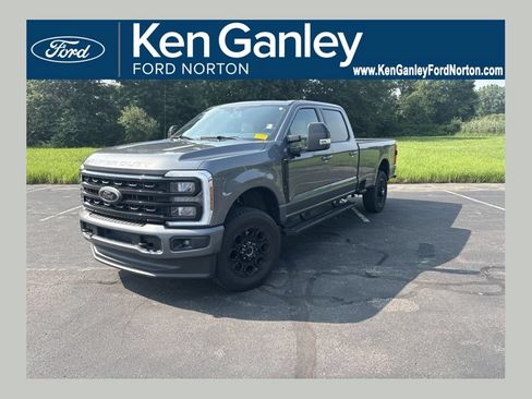 Used 2024 Ford F250 Lariat w/ Black Appearance Package AWD/4WD image 1