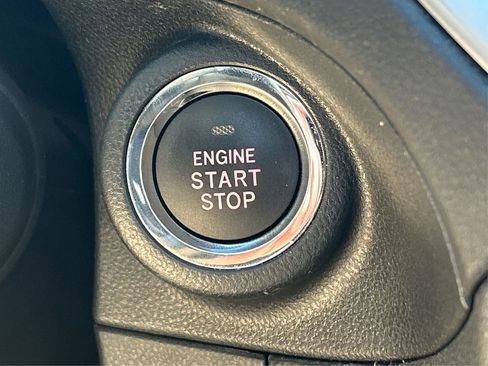 Used 2021 Subaru Forester Limited image 30