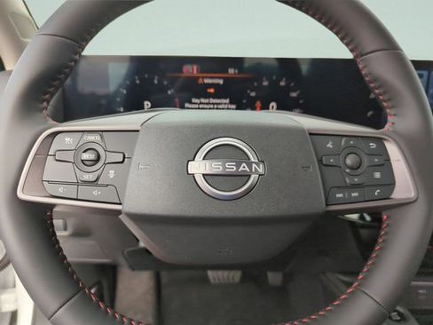 New 2026 Nissan Sentra SR w/ Floor Mat Package image 38