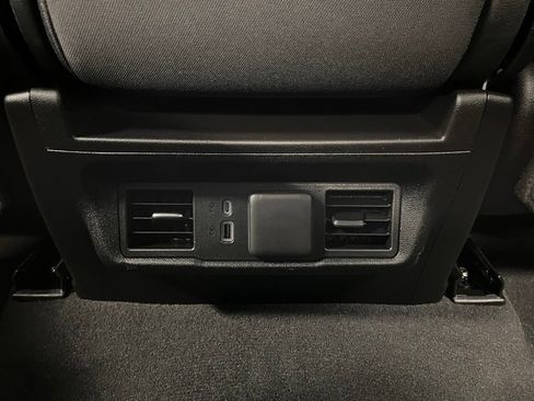 Used 2024 Chevrolet Silverado 1500 RST AWD/4WD image 33