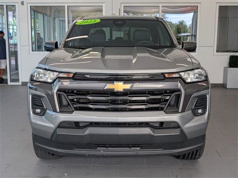 Used 2023 Chevrolet Colorado LT w/ LT Convenience Package image 2