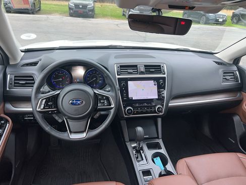 Used 2019 Subaru Outback 3.6R Touring w/ Popular Package #3A image 21