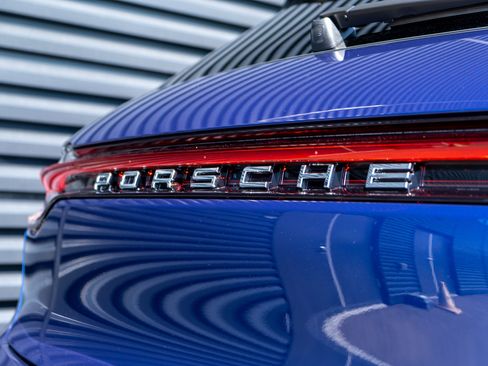 Certified 2026 Porsche Macan image 37