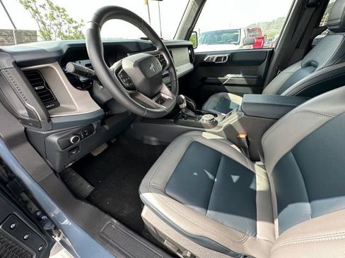 New 2024 Ford Bronco Outer Banks w/ Sasquatch Package AWD/4WD image 18