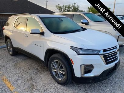 Used 2023 Chevrolet Traverse LT