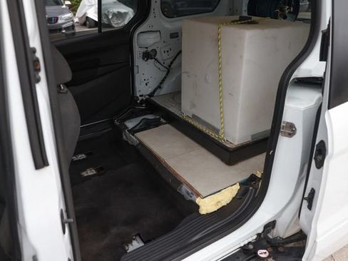Used 2015 Ford Transit Connect XLT FWD image 11