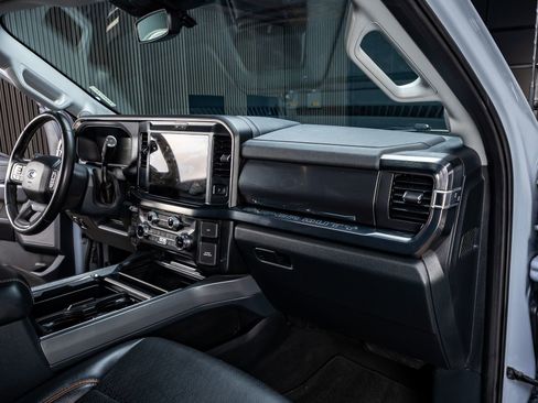 Used 2025 Ford F250 Lariat w/ Chrome Package AWD/4WD image 18