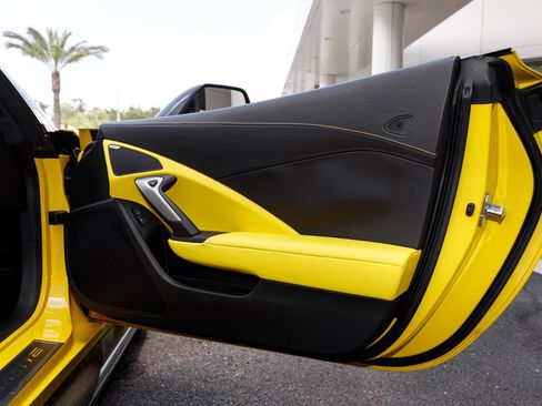 Used 2019 Chevrolet Corvette Z06 RWD image 53