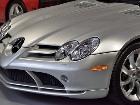 Used 2006 Mercedes-Benz SLR image 19