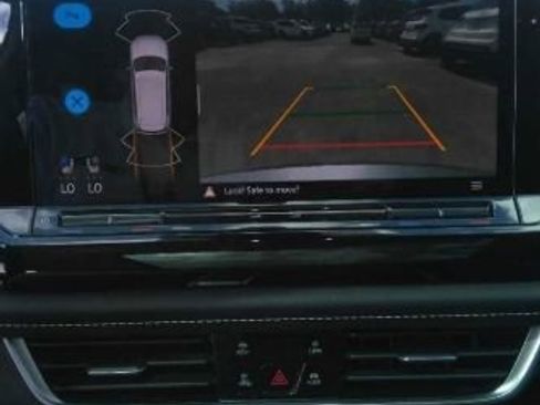 Used 2024 Volkswagen Atlas SE FWD image 8