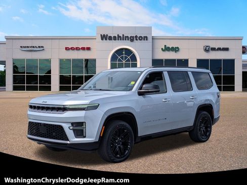 New 2026 Jeep Grand Wagoneer Limited AWD/4WD image 1