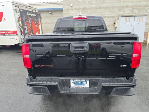 Used 2022 Chevrolet Colorado LT w/ Redline Special Edition image 4