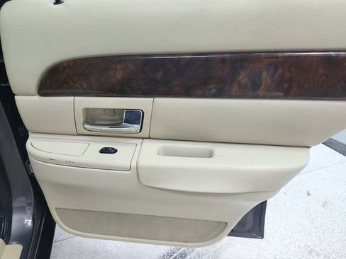 Used 2007 Mercury Grand Marquis GS RWD image 41