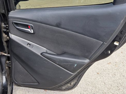 Used 2018 Toyota Yaris iA FWD image 23