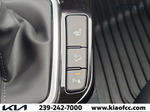 New 2026 Kia Seltos EX FWD image 27