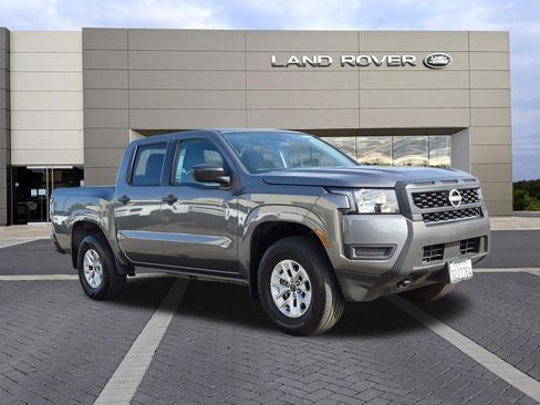 Used 2025 Nissan Frontier S AWD/4WD image 3