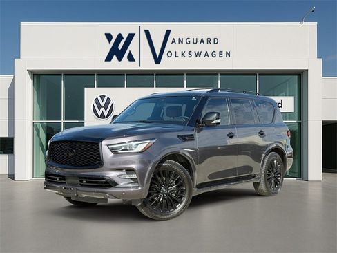 Used 2023 INFINITI QX80 Sensory w/ All-Season Package image 1