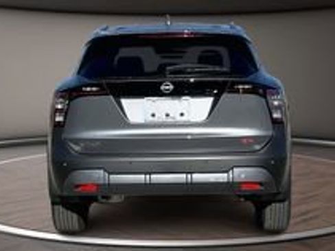 Certified 2025 Nissan Kicks SR w/ Interior Electronics Package image 4