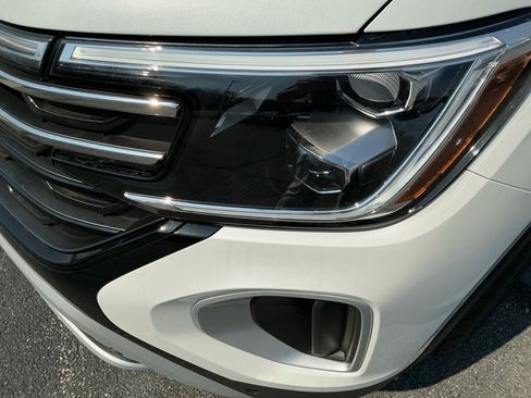 New 2026 Volkswagen Atlas Peak Edition image 26