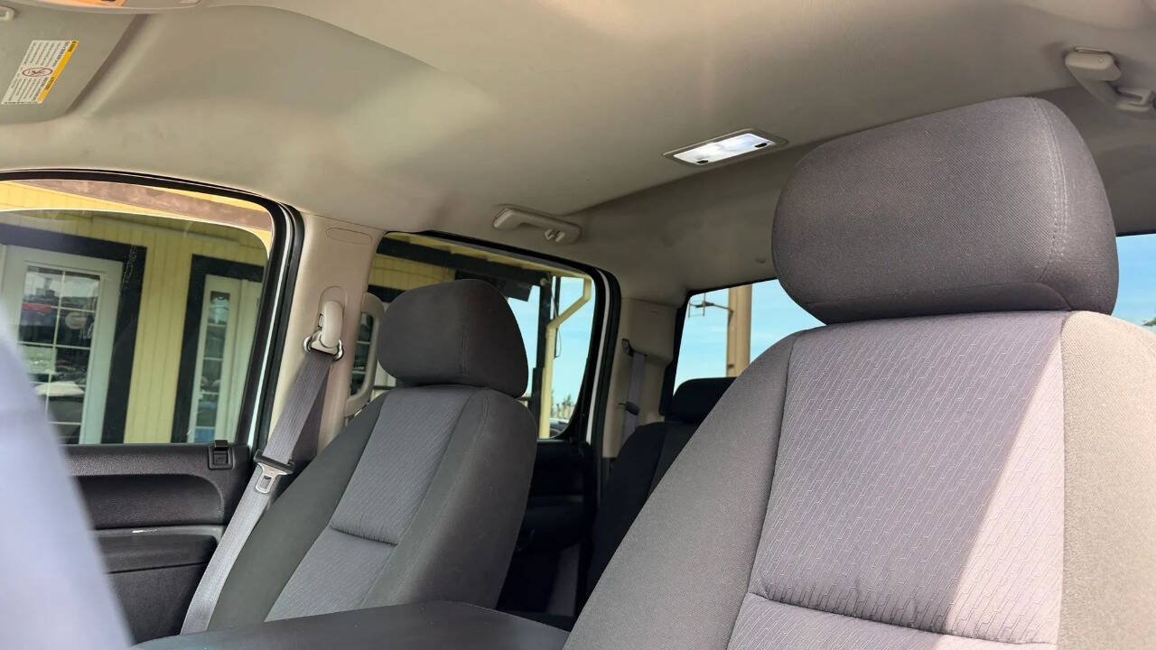 Used 2011 GMC Sierra 2500 SLE AWD/4WD image 12