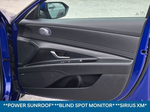 Used 2024 Hyundai Elantra Limited FWD image 7