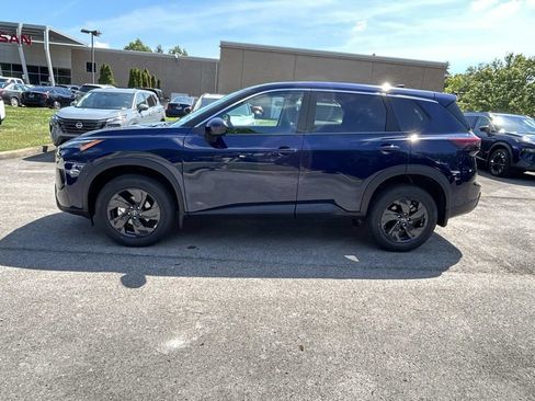 New 2026 Nissan Rogue SV AWD/4WD image 4