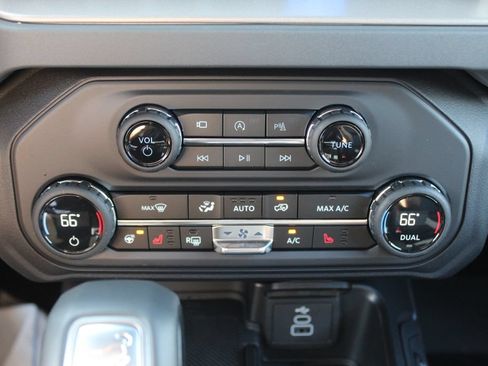 New 2026 Ford Bronco Outer Banks AWD/4WD image 29