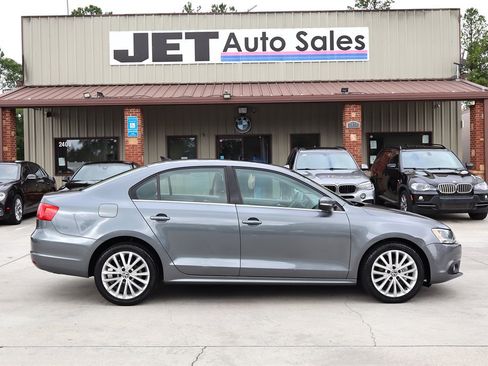 Used 2013 Volkswagen Jetta TDI FWD image 8