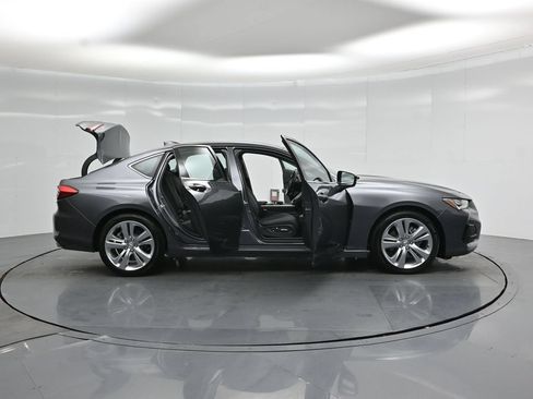 Used 2023 Acura TLX w/ Technology Package FWD image 4