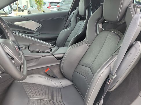 Used 2022 Chevrolet Corvette Stingray Premium Cpe w/ Engine Appearance Package image 13