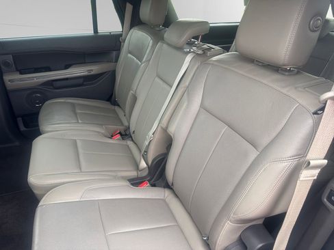 Certified 2018 Ford Expedition XLT w/ Equipment Group 202A AWD/4WD image 13
