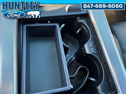 Used 2024 Hyundai Palisade Calligraphy image 24