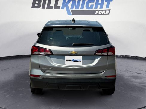 Used 2024 Chevrolet Equinox LS w/ Driver Confidence II Package FWD image 4