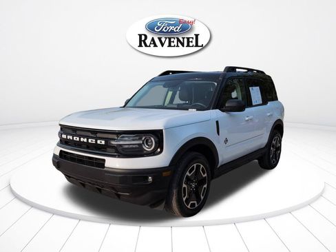 Used 2024 Ford Bronco Sport Outer Banks AWD/4WD image 8