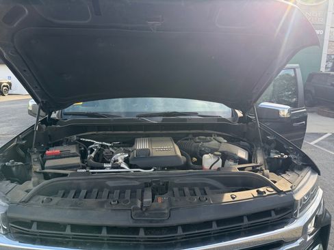 Used 2021 Chevrolet Silverado 1500 LT w/ Convenience Package II image 20