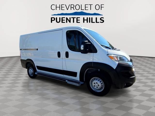 Used 2025 RAM ProMaster 2500 w/ U-Haul Equipment Group FWD image 9