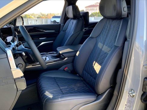 New 2026 Cadillac Escalade IQL Sport 1 w/ LPO, ONYX Package image 12