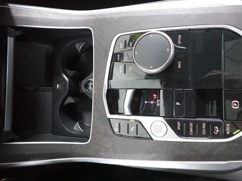 Used 2025 BMW X5 xDrive40i image 22