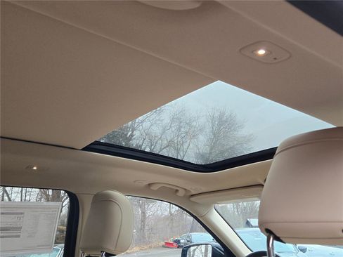 Used 2021 Jeep Grand Cherokee L Limited w/ Trailer Tow Group (B) image 9