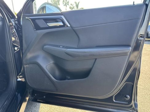 Used 2024 Mitsubishi Outlander SE image 38