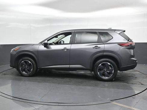 Used 2025 Nissan Rogue SV AWD/4WD image 10