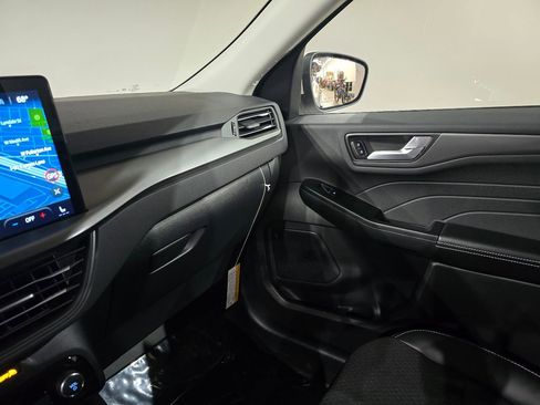 New 2026 Ford Escape SE image 28