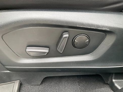 Used 2021 Ford Explorer Limited w/ Hybrid Equipment Group 310A image 6