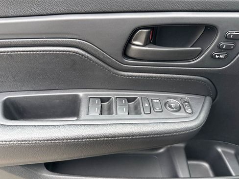 Certified 2024 Honda Odyssey Sport image 11
